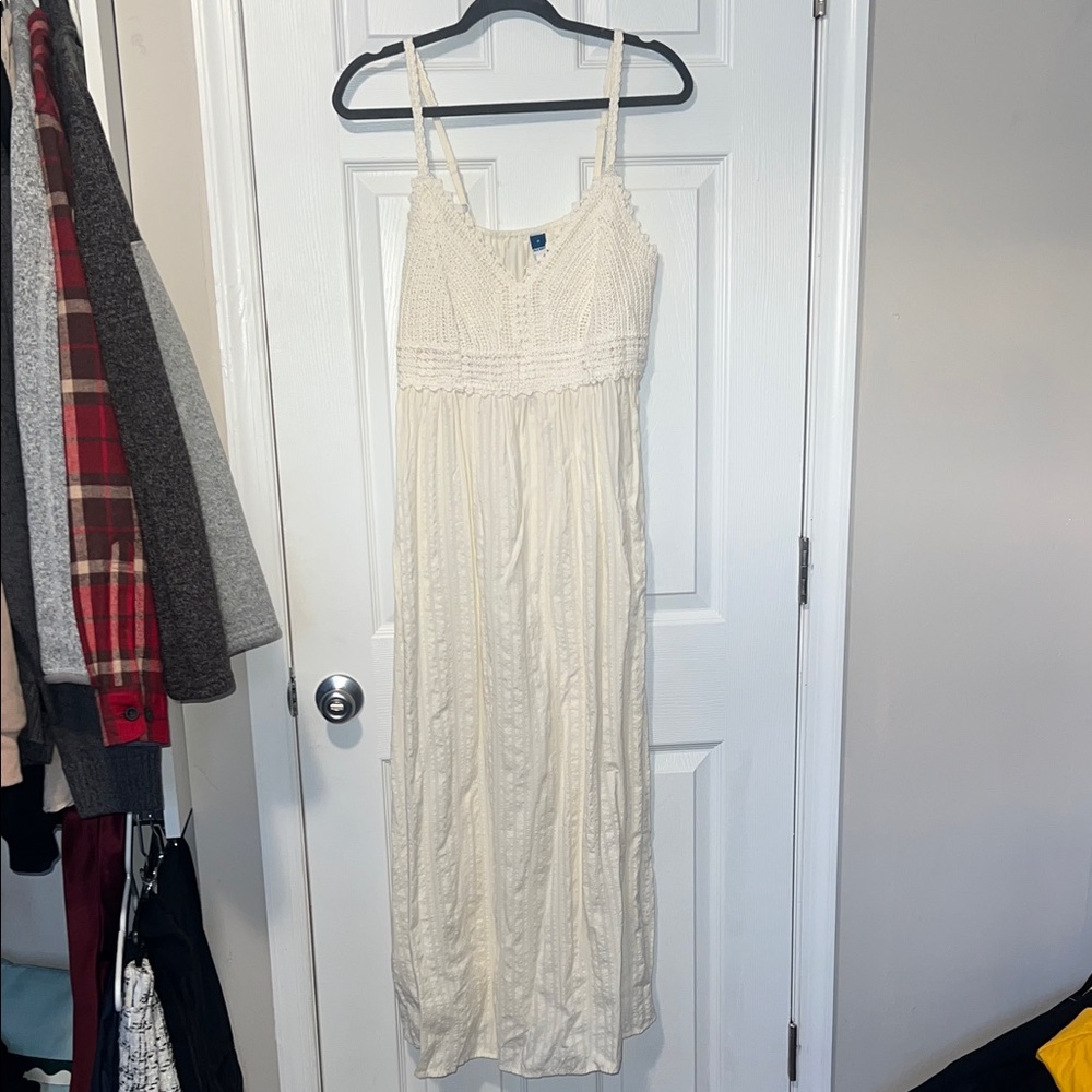 Old Navy Ivory Maxi Dress